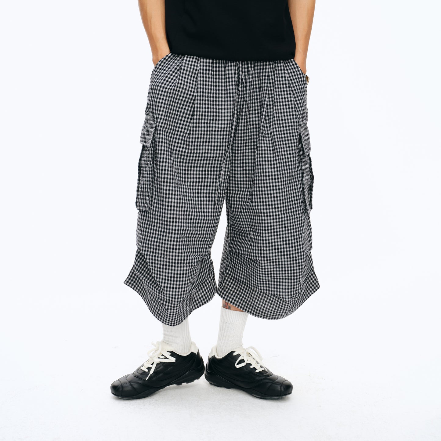 NewJNXS Oversized Pocket Plaid Pants