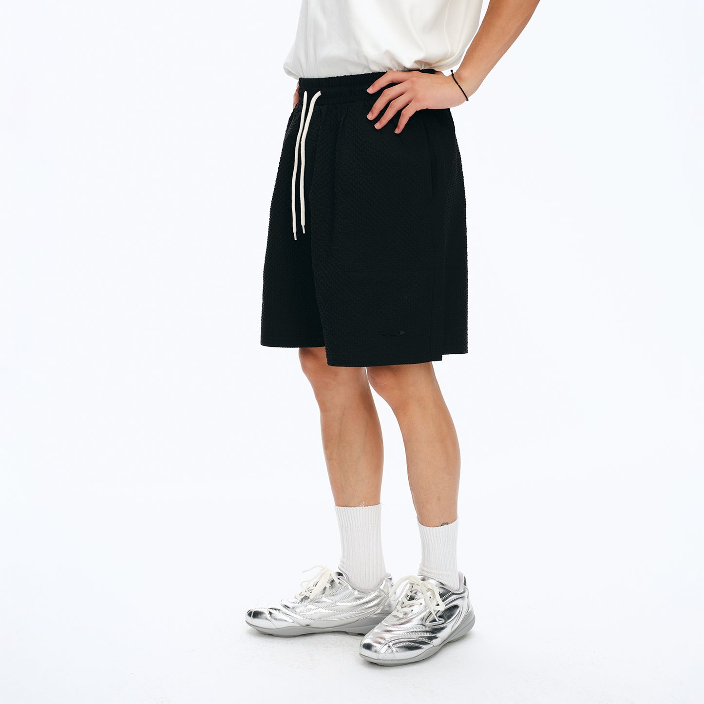 NewJNXS Water-Repellent Casual Wide Shorts