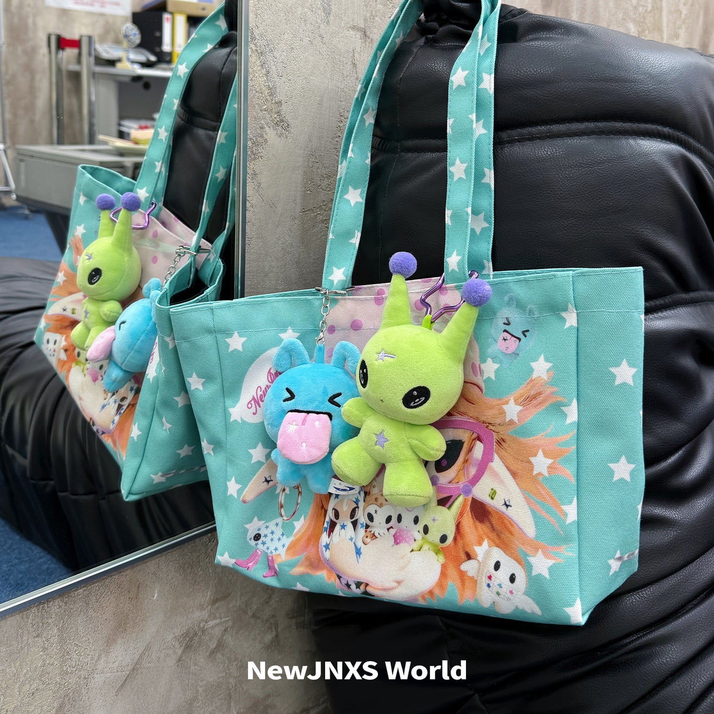 NewJNXS World Frost Purple Signal Ball Plush Bag Charm