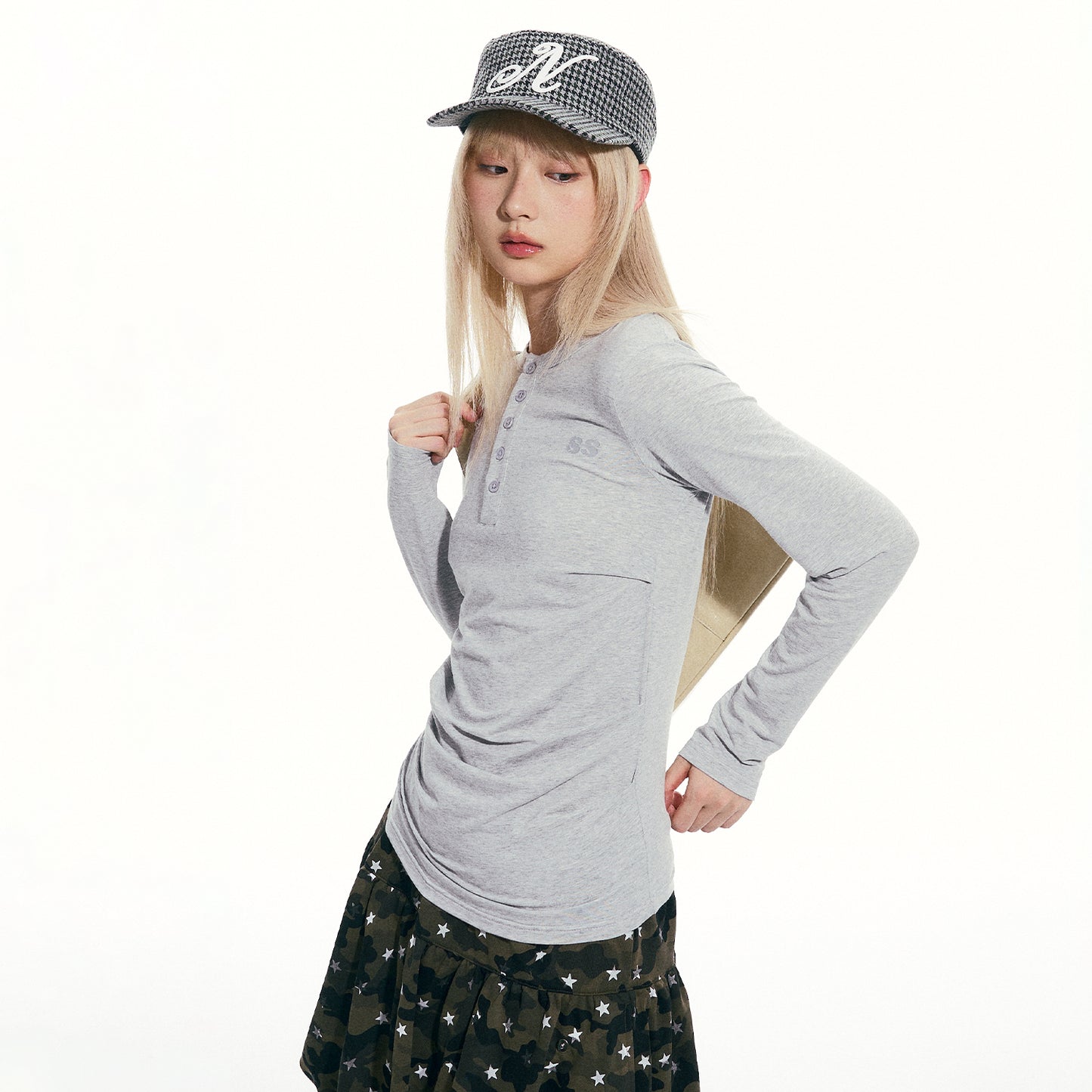 NewJNXS SS  Five-Button Henley Long Sleeve Tee