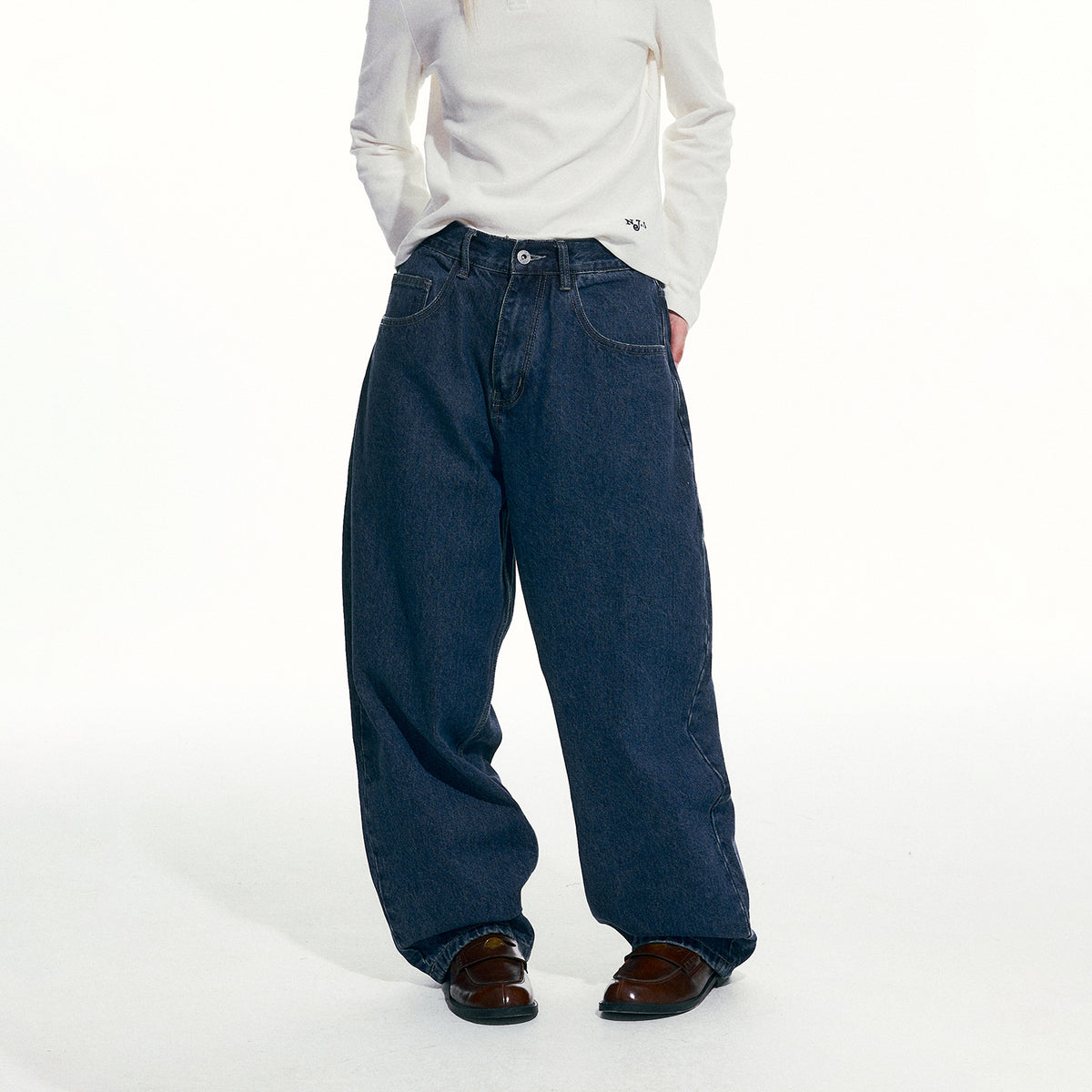 NewJNXS Snow-Wash Distressed Jeans