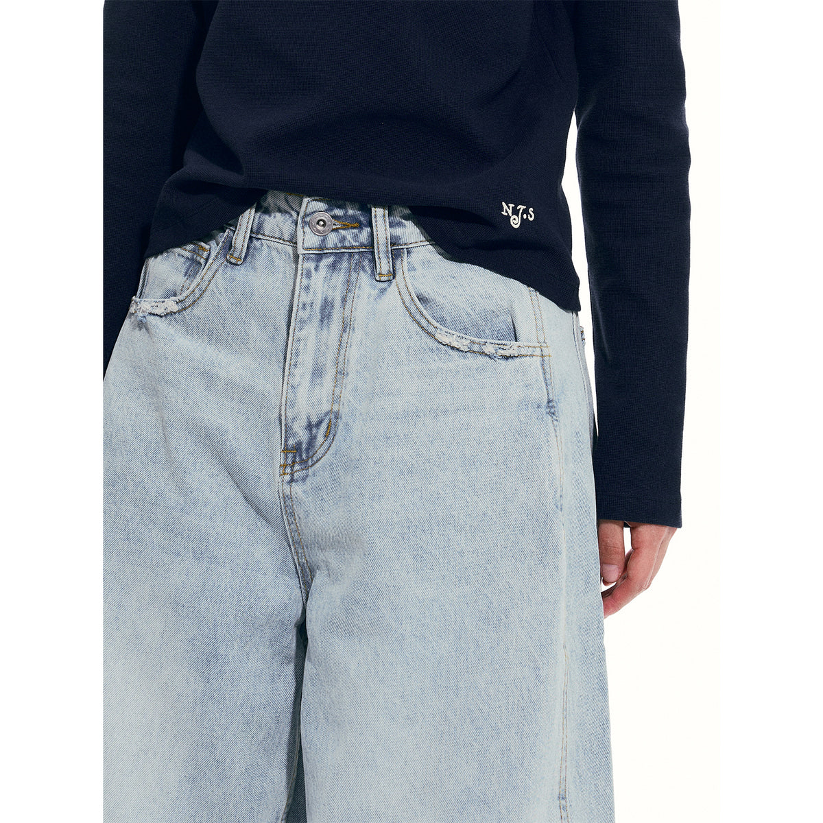NewJNXS Distressed Whiskered Jeans